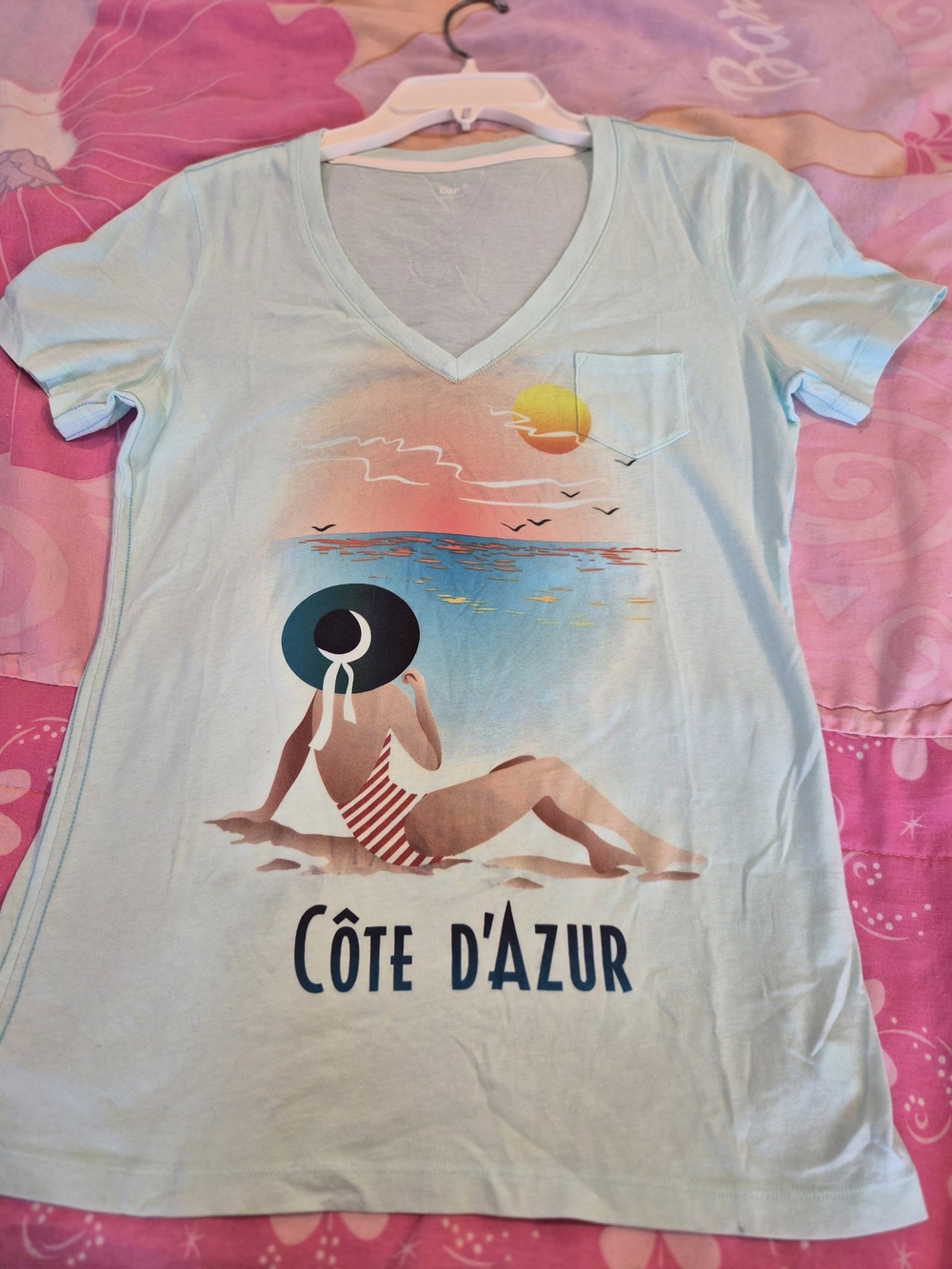 GAP Light Blue 'Côte d'Azur' Graphic V-Neck Tee NEW